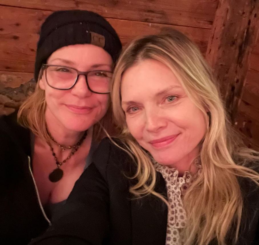 Michelle Pfeiffer with sister Dedee Pfeiffer
