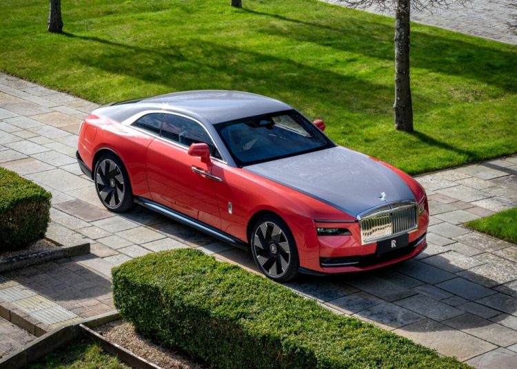 Rolls-Royce Unveils ‘Spirit of Expression’ Bespoke Editions