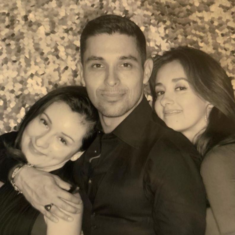 Wilmer Valderrama with sisters
